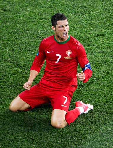 战狼队贡献2射1传！官方：B费当选英超第十五轮最佳球员