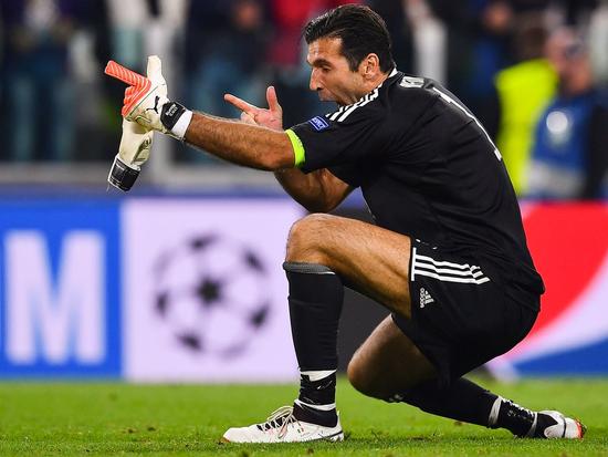 罗马诺：由于铃木彩艳受伤，帕尔马将评估自由市场上的门将