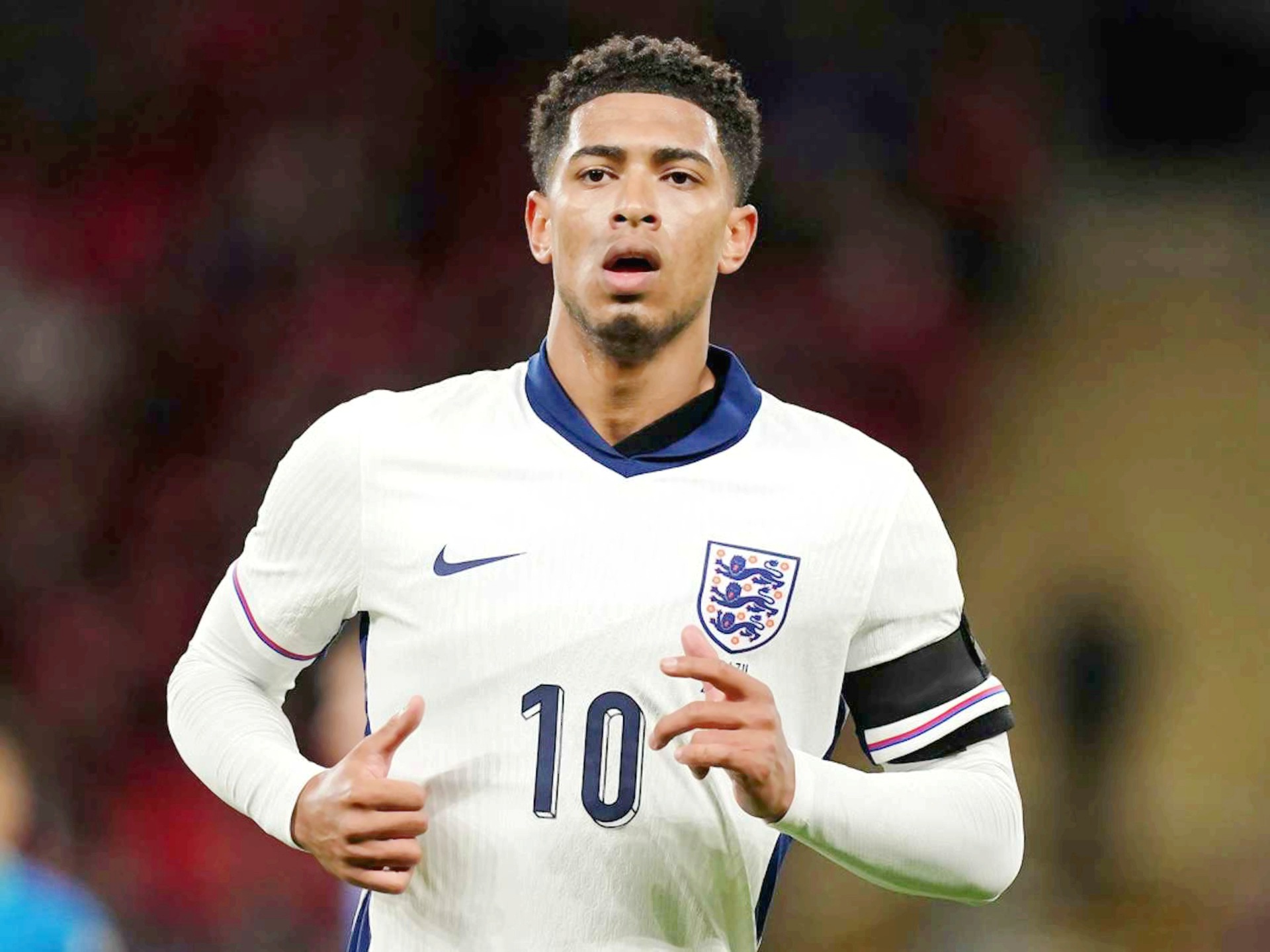 臭名远扬，黄潜球迷在社媒创建“不要帕尔特伊”的标签